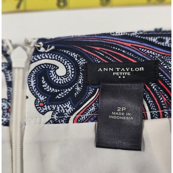 Ann Taylor 2P 2 PETITE Straight Skirt Zippered Back Black, Pink, White Paisley - Picture 4 of 8